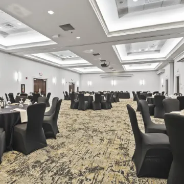 DoubleTree by Hilton Hotel Columbus