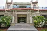 Centralia Square Grand Ballroom and Vintage Hotel