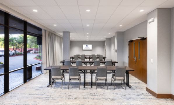 DoubleTree by Hilton Houston Medical Center Hotel & Suites