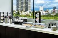 Holiday Inn Express & Suites PUEBLA ANGELOPOLIS by IHG - breakfast