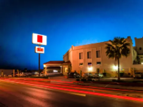 Fiesta Inn Express Monclova Hoteles en Monclova