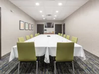 Holiday Inn Express & Suites RAPID CITY - RUSHMORE SOUTH by IHG Hotels in Rapid City