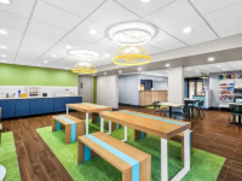 Spark by Hilton Alpharetta Roswell Hotels in Alpharetta