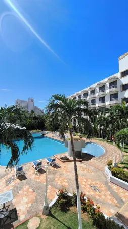 Hotel Margarita Dynasty Отели в г. Пампатар