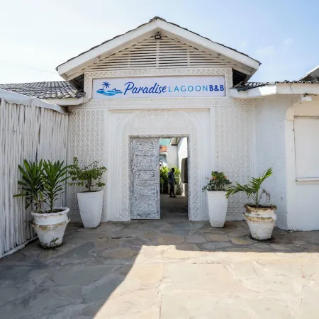Paradise Lagoon B&B