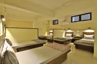 Night-Halt Dormitory - Hostel - Hostels