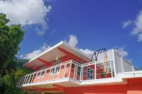 El Yunque Waterfalls Romantic Stay Hotels in Rio Blanco