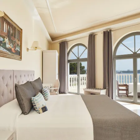 Grand Hotel Palladium Santa Eulalia del Río Отели рядом с достопримечательностью «Пристань для яхт Санта-Эулалия»