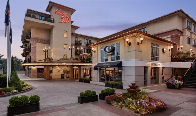 Inn at the 5th Отели в г. 