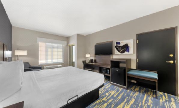 SureStay Plus Hotel by Best Western San Antonio SeaWorld - Hizvo