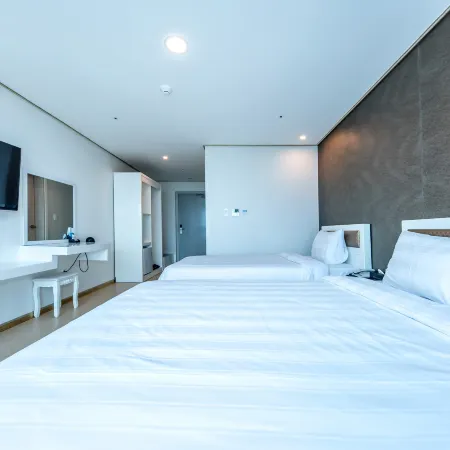 Virginia Hotel Отели рядом с достопримечательностью «Храм Ёнхваса»