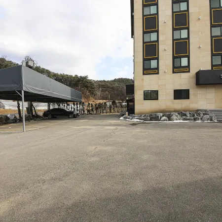Anseong S Hotel