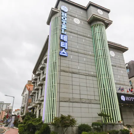 Daecheon HOTEL Thetis Отели рядом с достопримечательностью «Пляж Тэчхон»