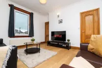 2bed Upper Cottage Flat-on Street Parking Hotels in Grangemouth