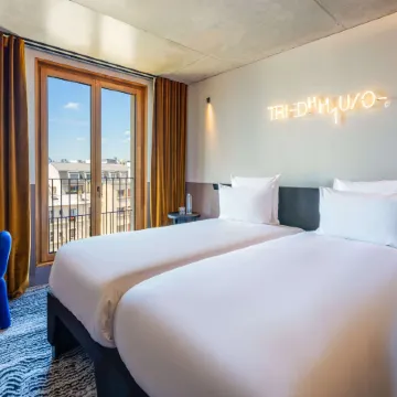 TRIBE Paris Clichy