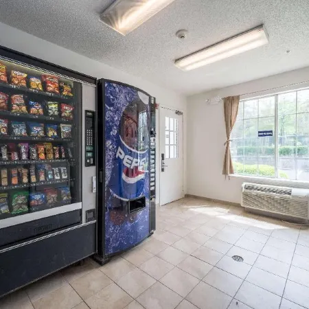 Studio 6 Extended Stay - Roswell, GA - Atlanta