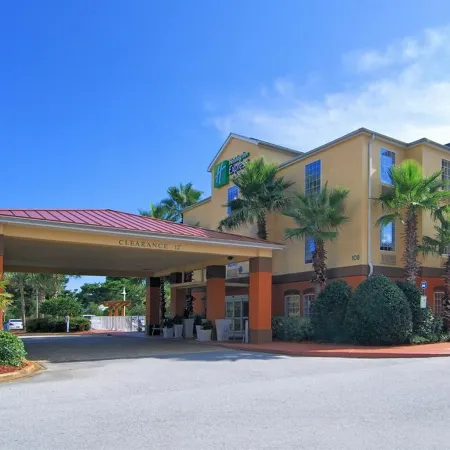 Holiday Inn Express & Suites DESTIN E - COMMONS MALL AREA by IHG