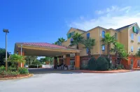 Holiday Inn Express & Suites DESTIN E - COMMONS MALL AREA by IHG - Wifi