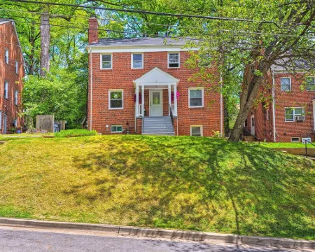 Takoma Park Apt w/ Wood Fire Pit < 8 Mi to DC Hotels in Silver Spring