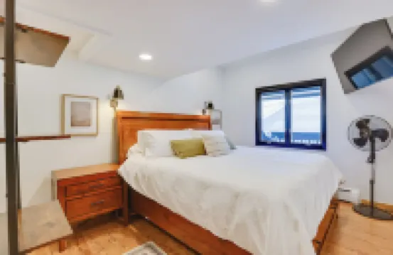 Copper Mtn Condo w/ Heated Pool: Ski-in/Walk-Out!