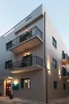 DownTown Hotel - 2-Star