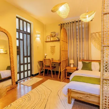 Tadre House's