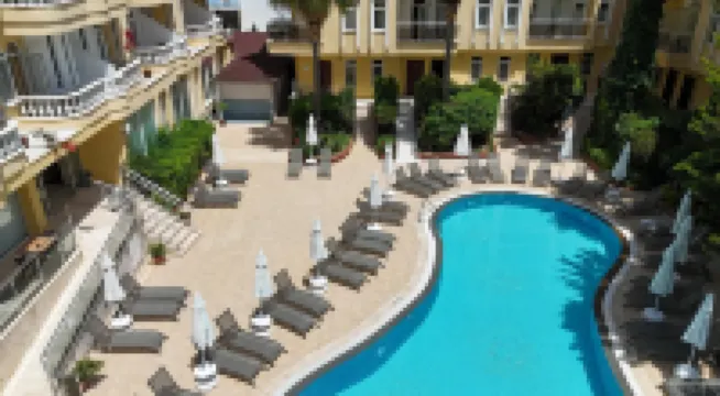 Artemis Princess Hotel