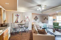 Granbury Studio - 10 Mins from Town + the Lake! - Pet friendly