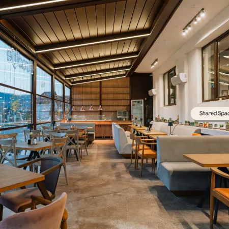 Suru Hotel & Restaurant