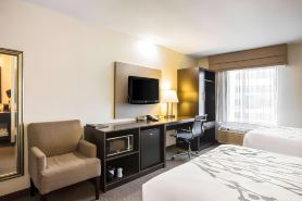Quality Inn Kansas City International Airport
