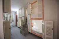 Lebanon Hostel - 2-Star
