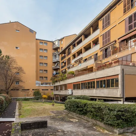 Lungo le Mura Business Family by Wonderful Italy