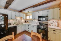 Coconino Cabin w/ Kayaks ~ 13 Mi to Reservoir - Pet friendly