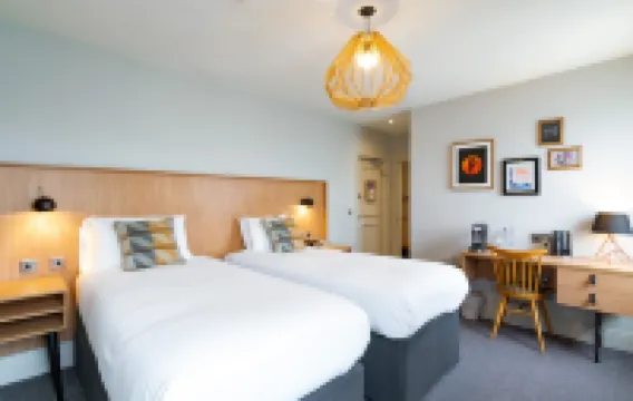 ذا فيكتوريا إن Hotels near هيرن هيل