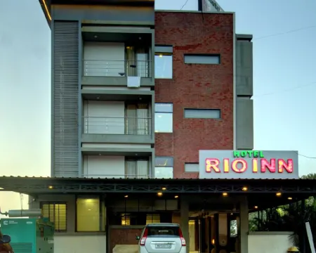 Hotel Rio Inn Hotels in Trimbak