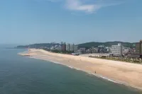 Mud Beach Hotel
