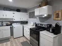 Cozy Haven in Hampton Roads – Near Beaches, Military Bases & Historic Sites!