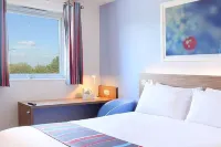 Travelodge Newport Isle of Wight - parcheggio