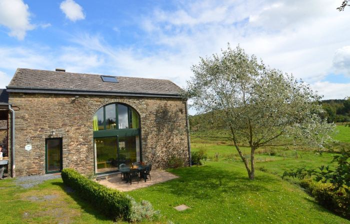 Gîte with Lake View