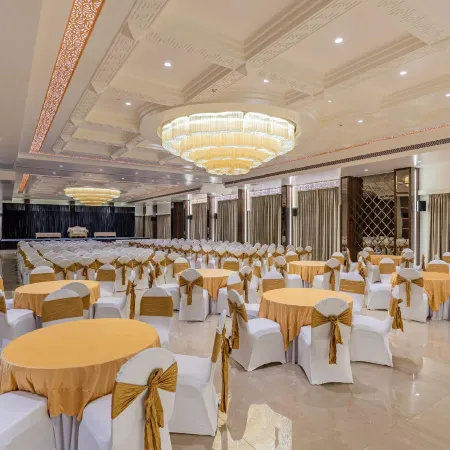 Mastiff Grand the Sia Palace Suites & Banquets, Khopoli (Nr. Imagica)