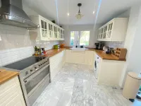 Modern Townhouse 7min walk beach and 15 to Duquesa