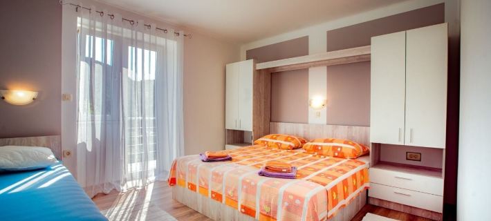Apartments Marija Hotels in Rab