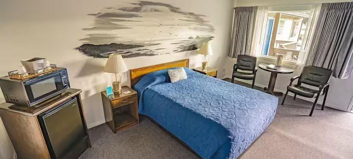Lighthouse Cove Inn Hotels in Coos County