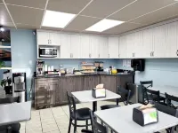 Canadian Motor Inn - Wifi