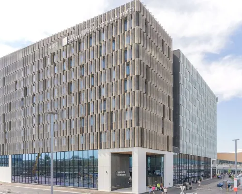 Comfort Hotel Helsinki Airport (20km from Helsinki) โรงแรมในวานตา