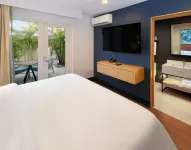 voco SURFSIDE ARUBA by IHG - parking