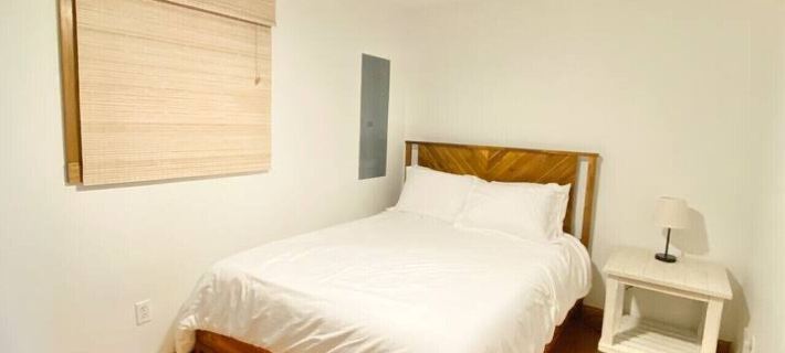 14 Guest, 7 Bed, 4 BR, Lakefront Cabin w/ Hot Tub Отели в г. Вулф Каунти
