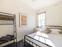 The Middle Hotels in Tumut