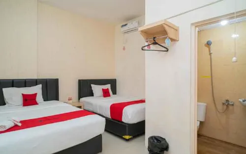 RedDoorz Near Flyover Arjosari Malang