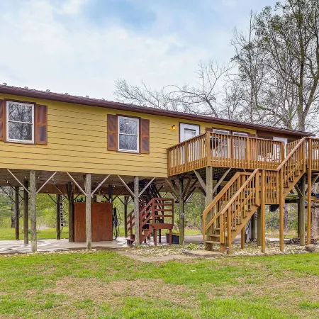 Fire Pit + Patio: Creekside Cabin in Eagle Rock!